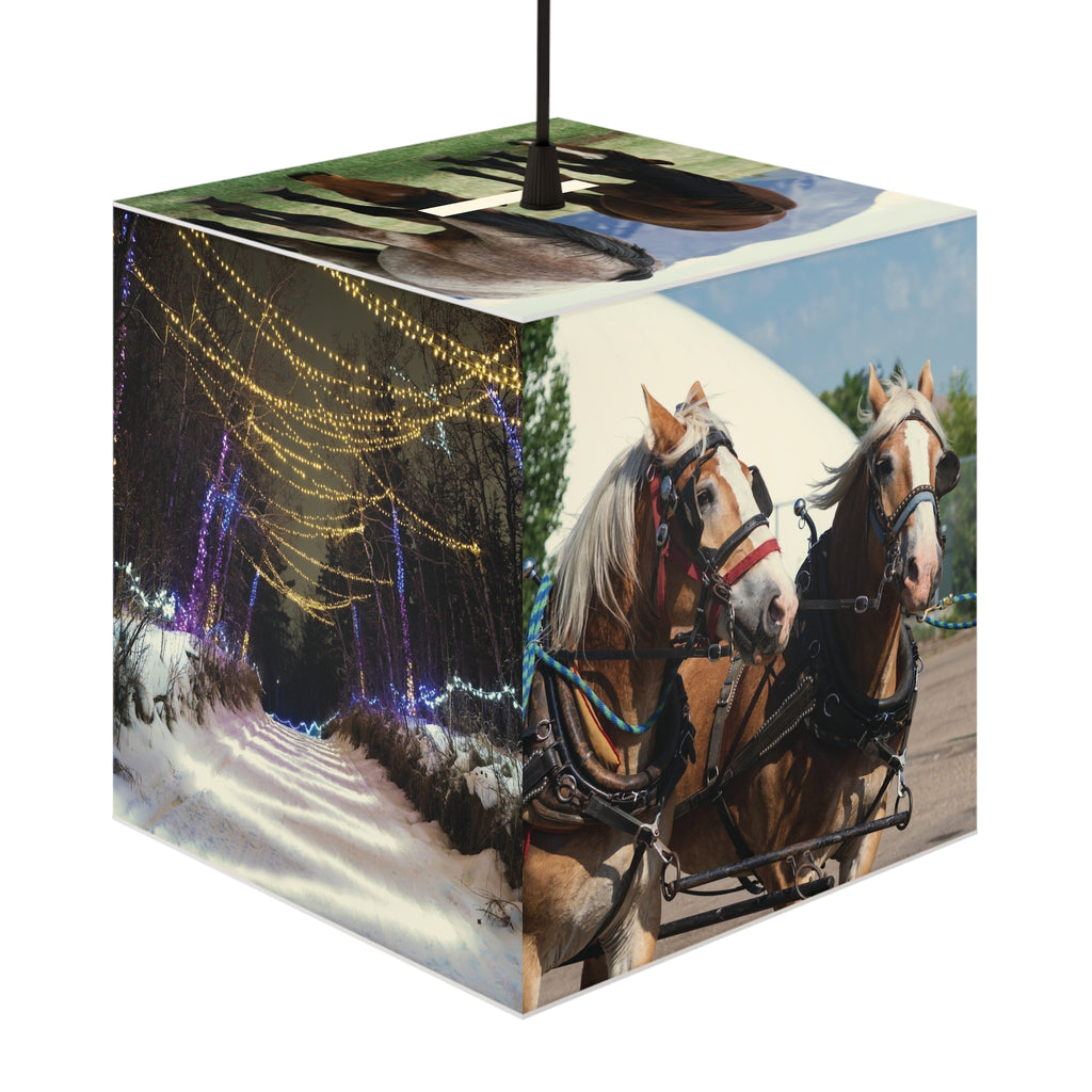 Horse-Drawn Sleigh Light Cube Lamp — Holiday Winter Scene Decorative Pendant
