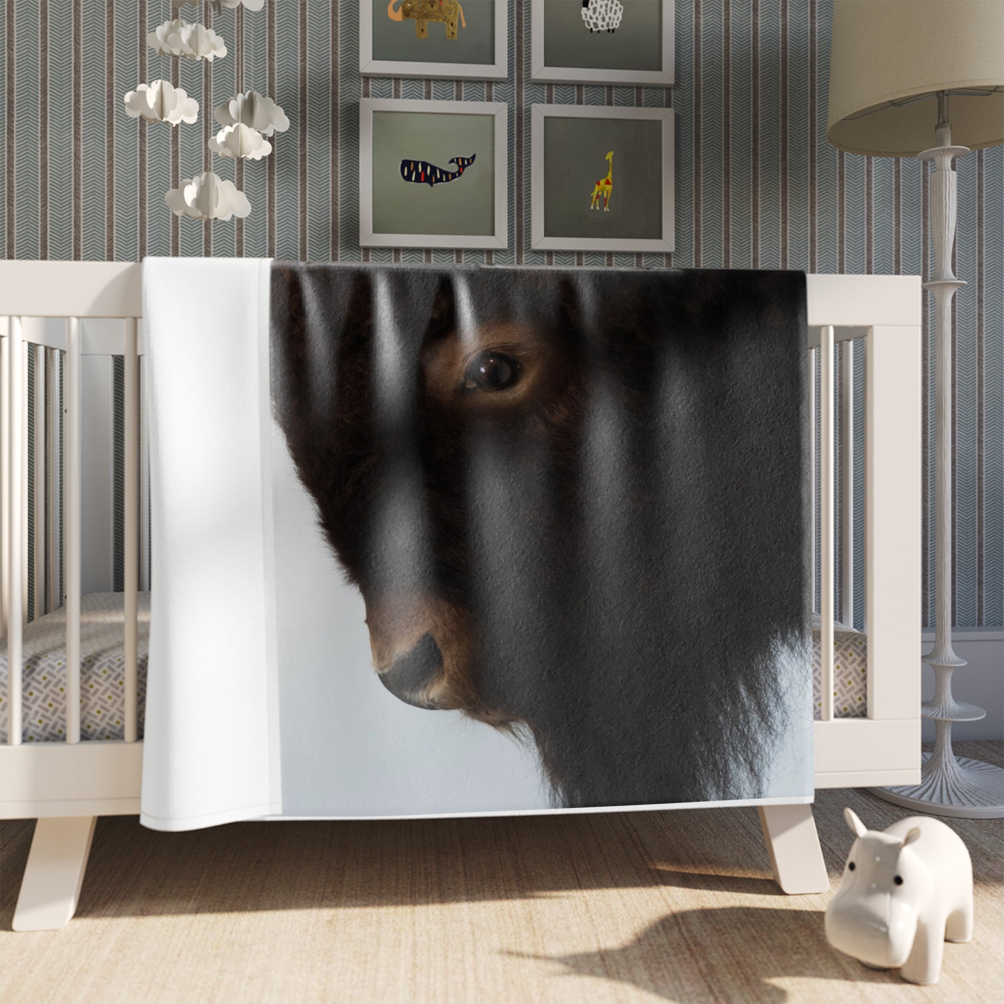 Bison Portrait Throw Blanket — Cozy Wildlife Decor Gift
